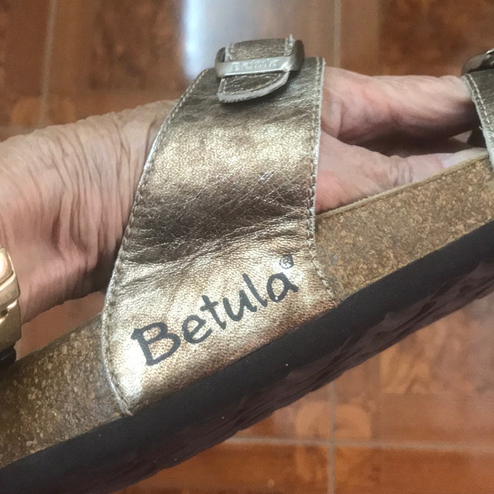 Sandals - Picture 4 of 4